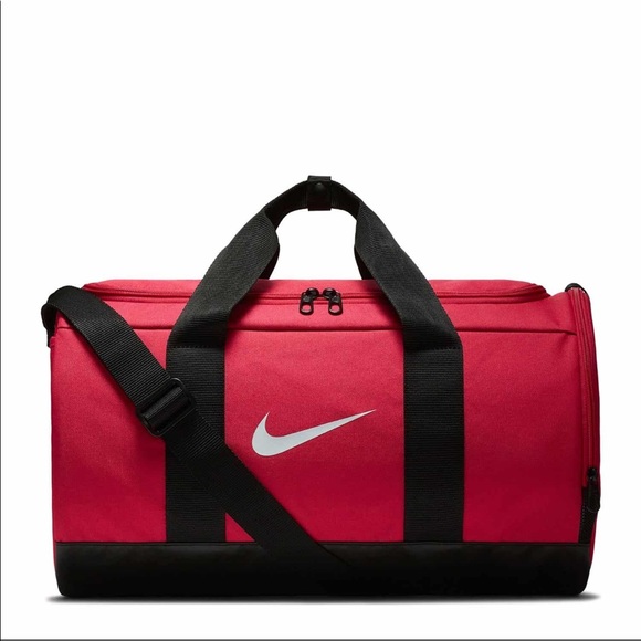 nike sports bag with shoe compartment